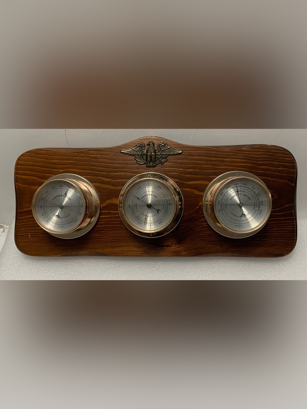Antique Temperature And Humidity Reader The Accurate Thermometer
